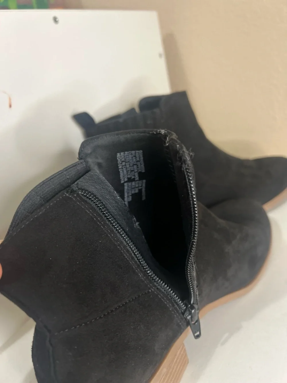 Wonder Nation Girls Black Faux Suede Chelsea Ankle Boots Size 6 Zip Up